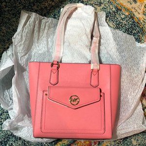 Like new w/o tags Michael Kors Joey Medium Saffiano Leather Tote Bag--Tea Rose